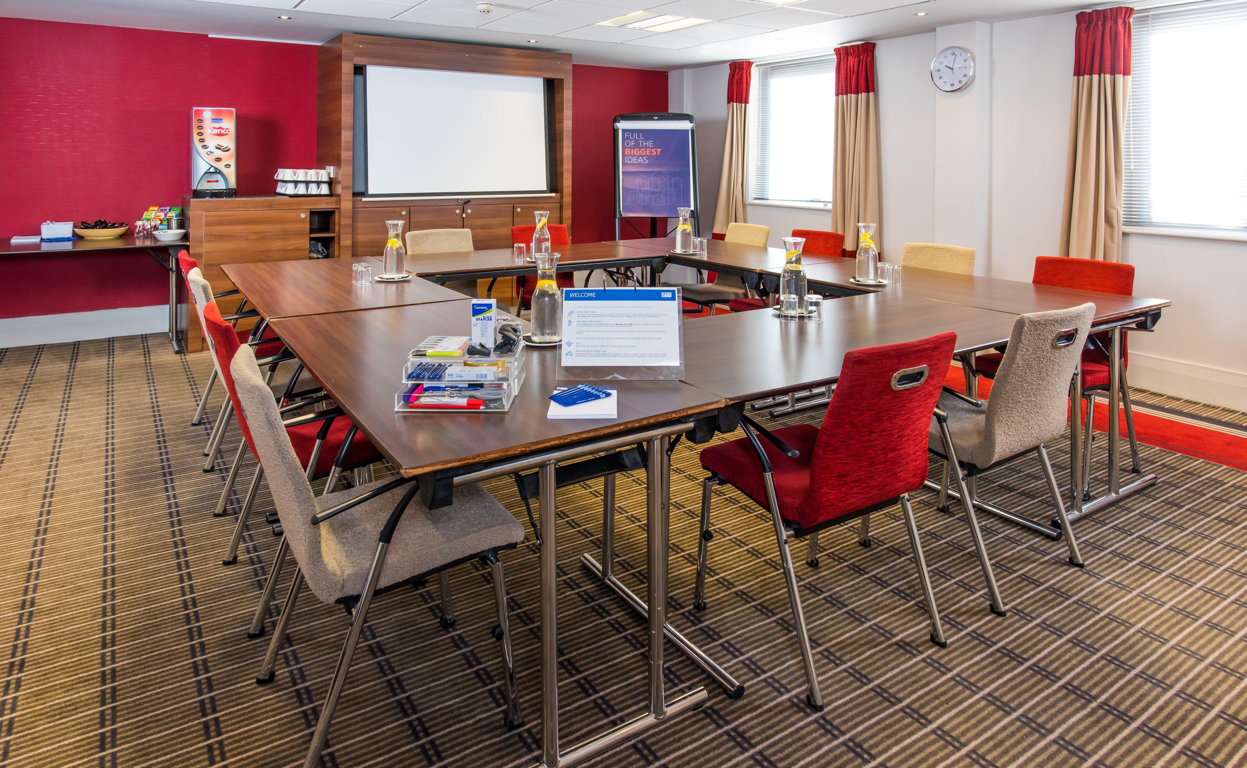 Holiday Inn Express Milton Keynes By Ihg Exteriör bild